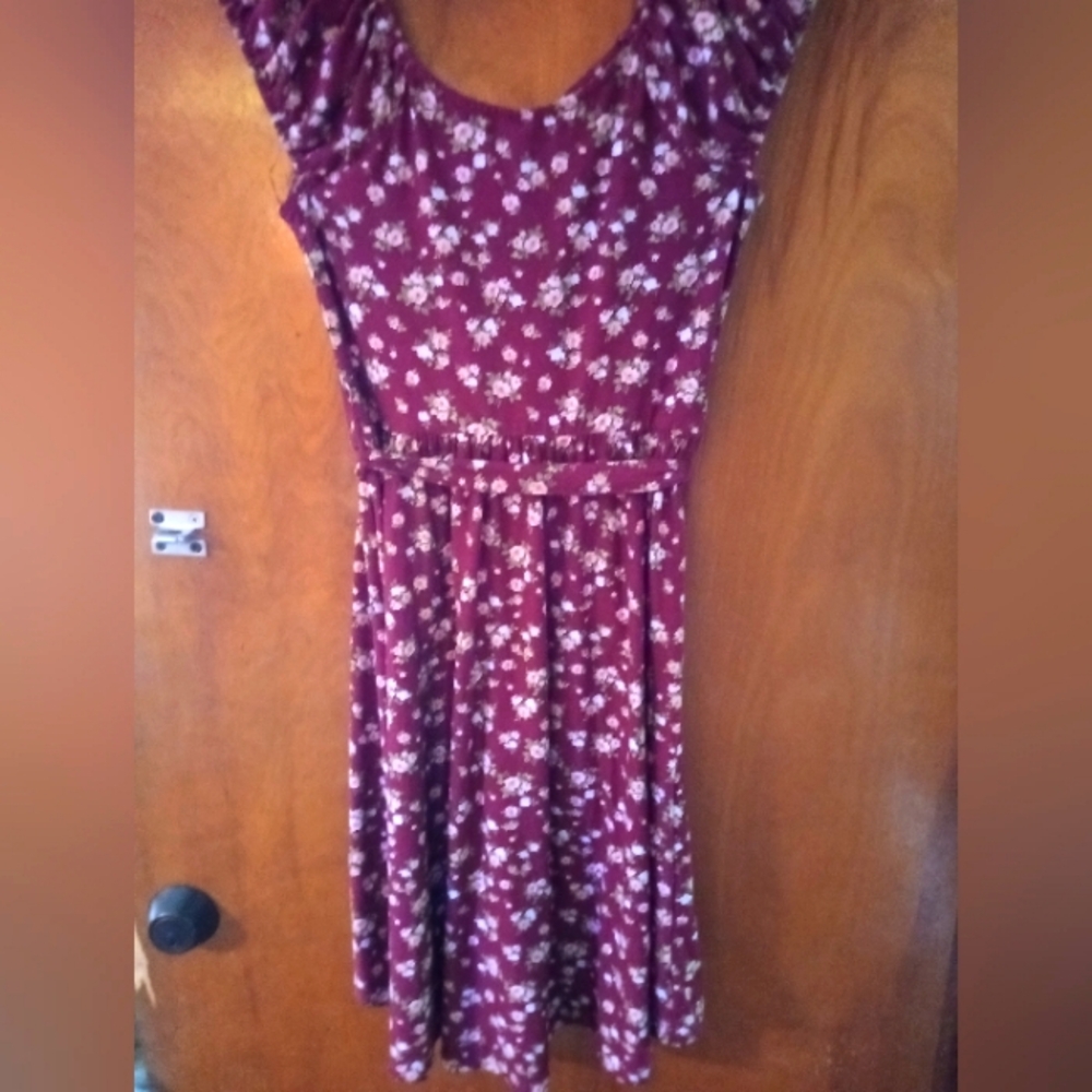 No Boundaries Floral Print off-shoulder Dress